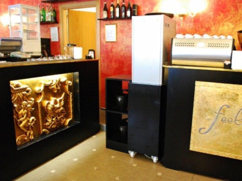 Gasthuis Feel Airport Luxury
