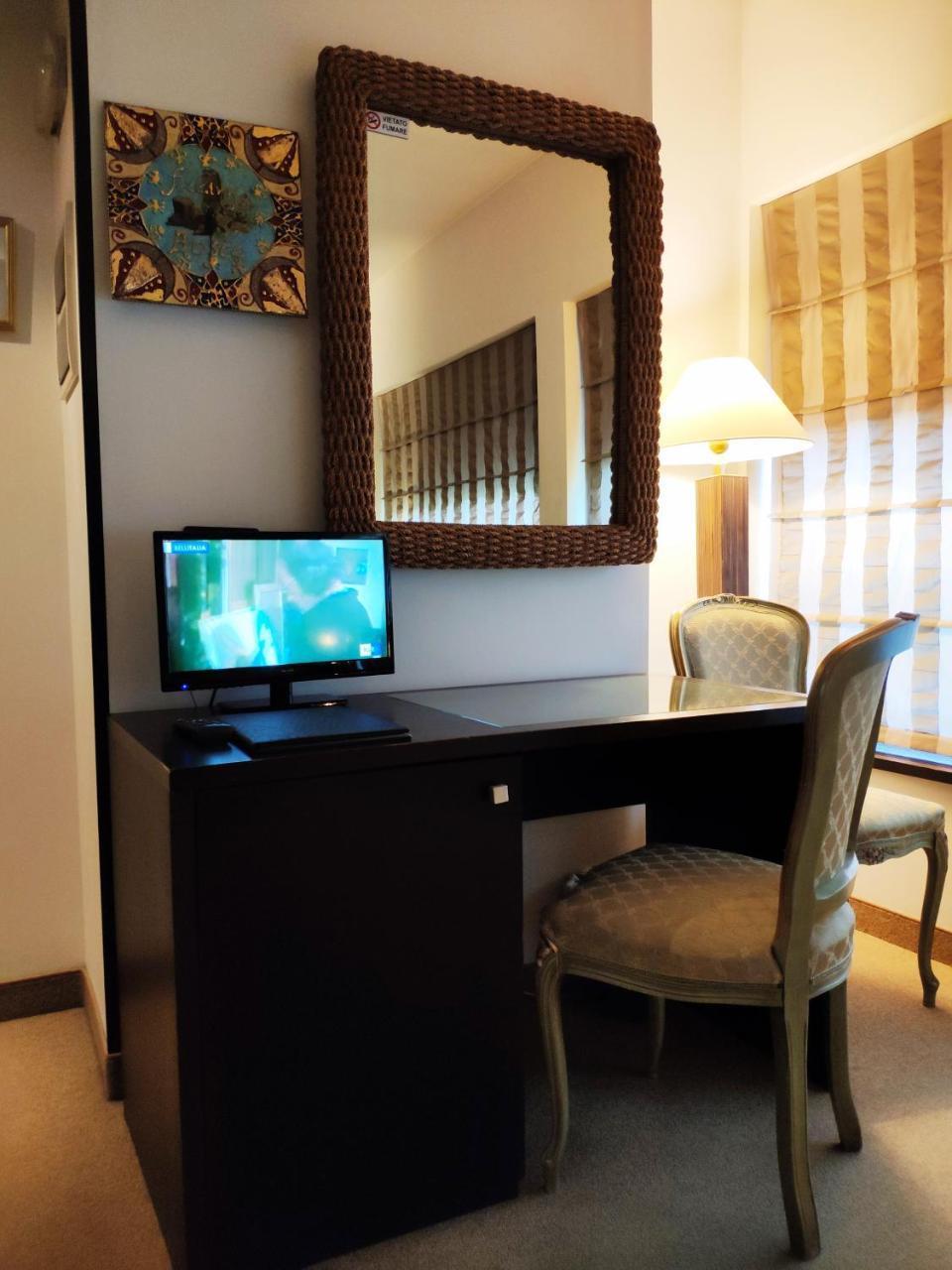 Feel Airport Luxury Gasthuis 3*